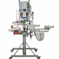 Yarı otomatik çift klips makinesi KOMPO-PROFI KN-201